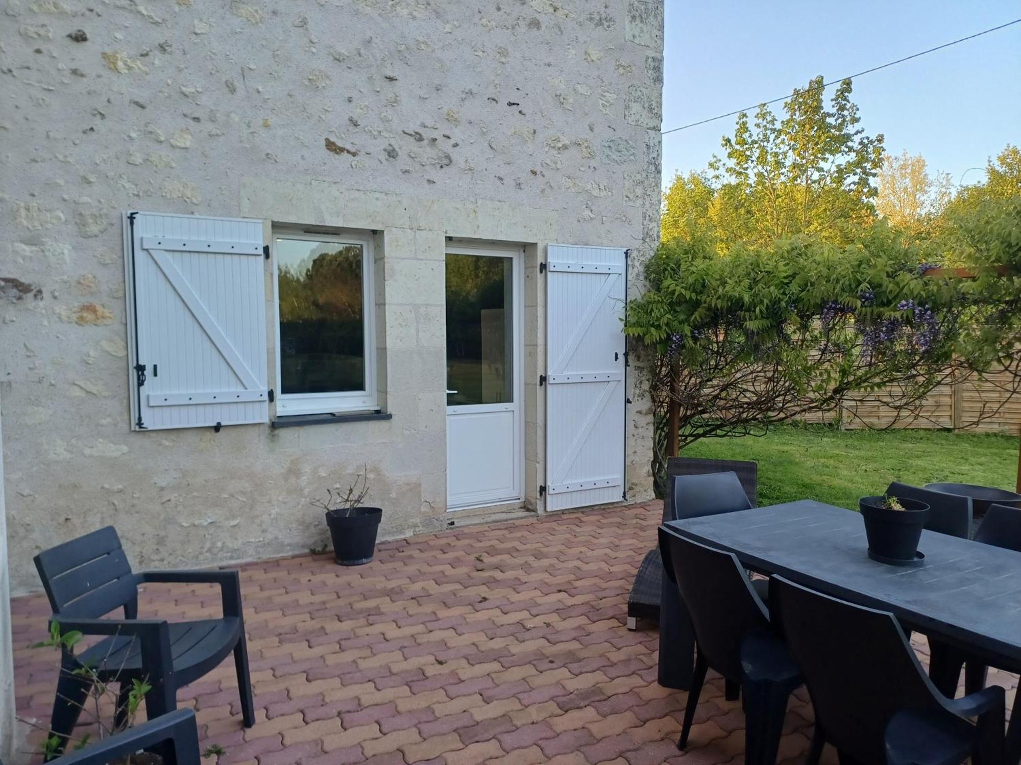 La Grange Des Roisnes Panzió Longué Kültér fotó